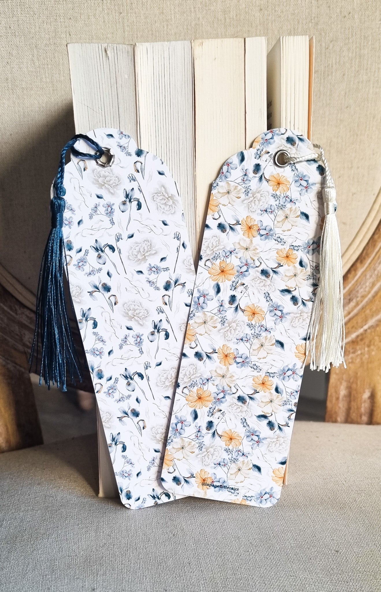 Set de deux marque-pages fleuris-Le bleu des jardins