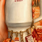 Marque - page Quencher Stanley d’automne – Tasse Maple & Mist et breloques livres - La Papet' Littéraire