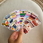 Stickers Piles de livres : Bridgerton, Anne de Green Gables, Outlander, Gilmore Girls, Friends - La Papet' Littéraire