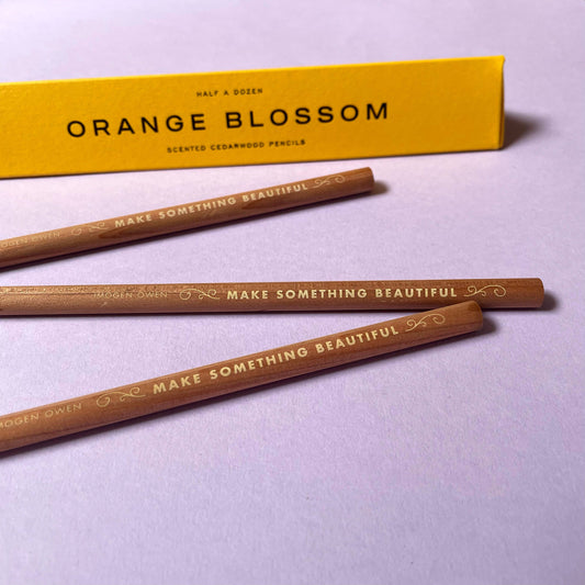 Set de 6 crayons parfumés en bois de cèdre-Fleur d'oranger